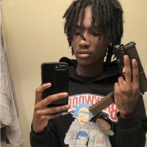 Meet your Posher, Twiz